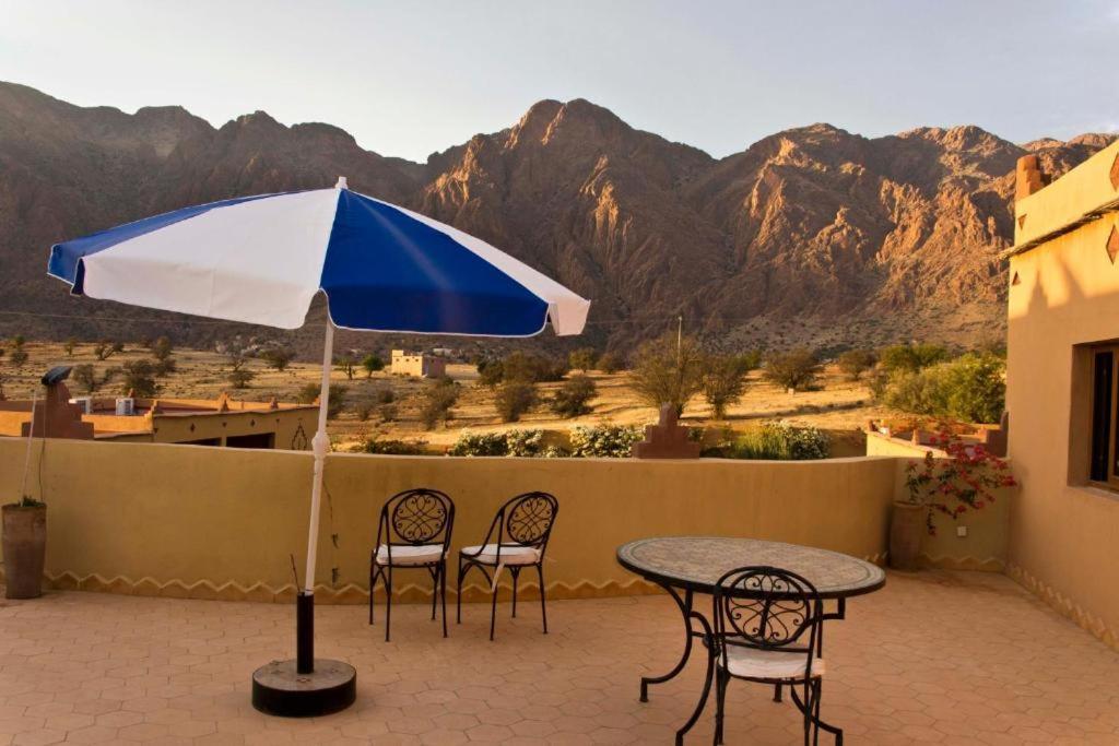 Hotel Click Excursions Tafraoute Taddart Exterior foto